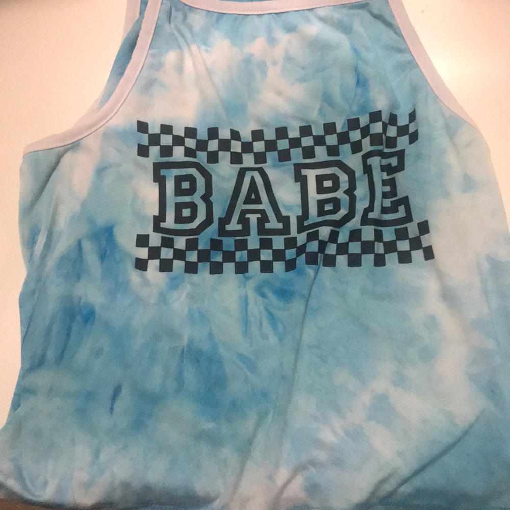 “ babe” Crop top
